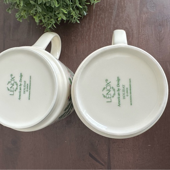 Lenox Holiday Stackable 2 Mugs - Picture 4 of 4